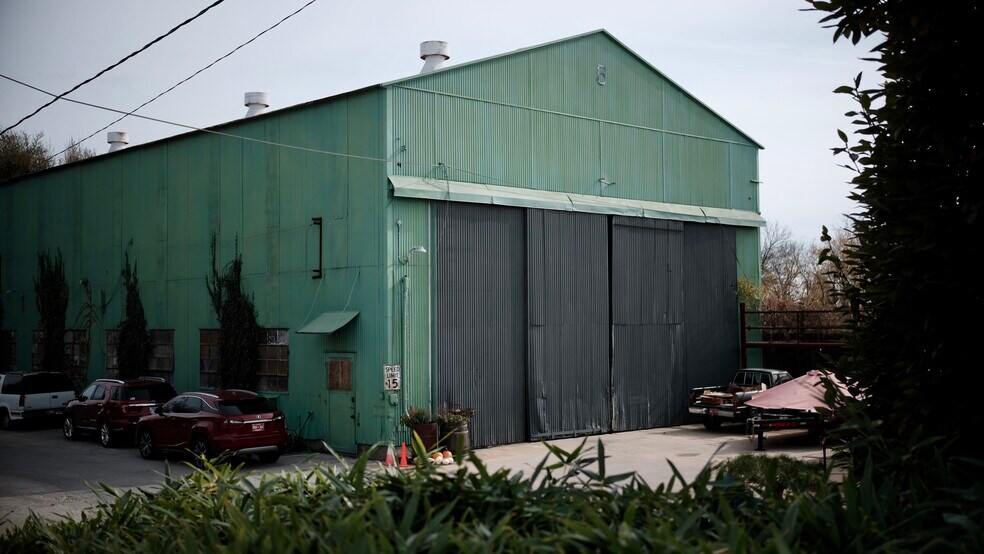 More Photos Of 3306 Charles Page Blvd, Tulsa Warehouse For Lease