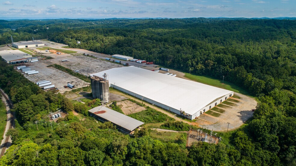 Primary Photo Of 11 Redd Level Plant Rd, Martinsville Warehouse For Lease