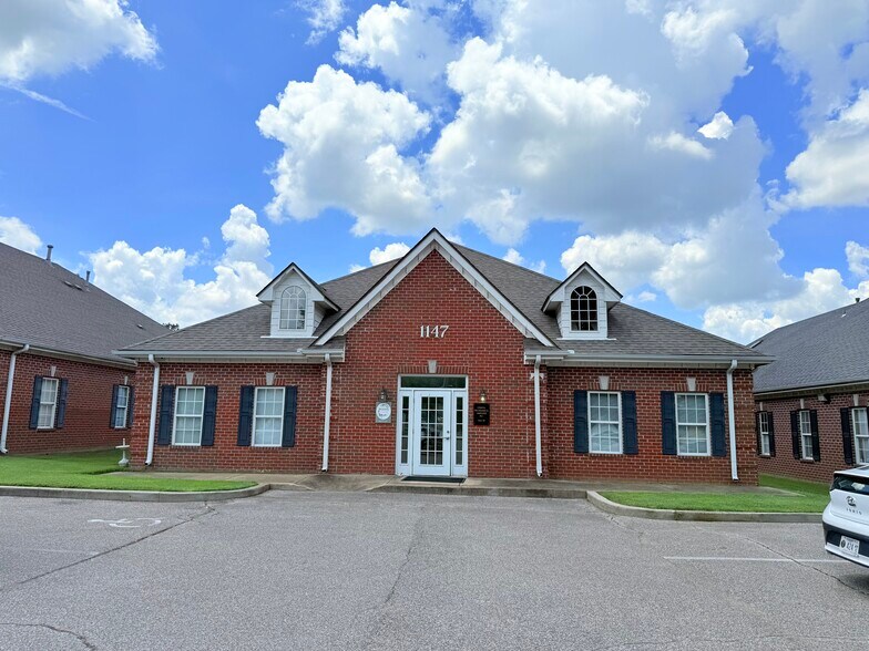 More Photos Of 1147 Cully Rd, Cordova Office For Lease