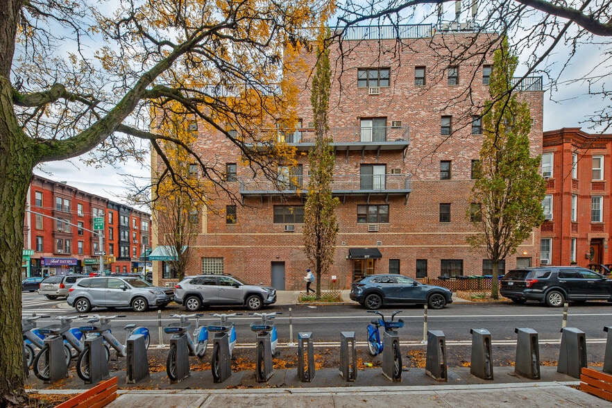 More Photos Of 419 7th Ave, Brooklyn Apartments For Sale