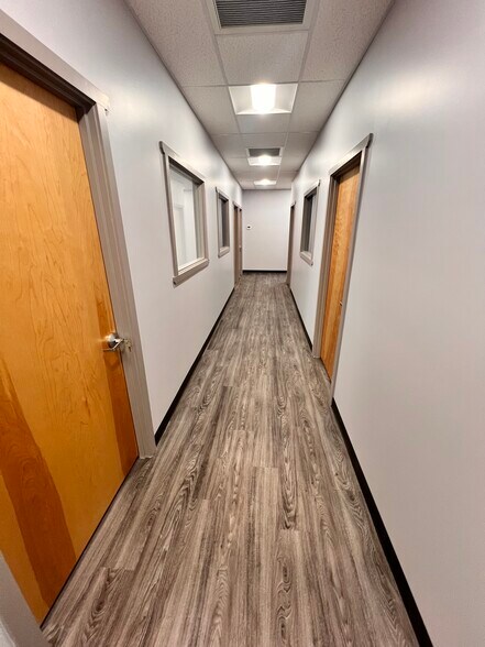 More Photos Of 3700 Fruitvale Blvd, Yakima Office For Lease