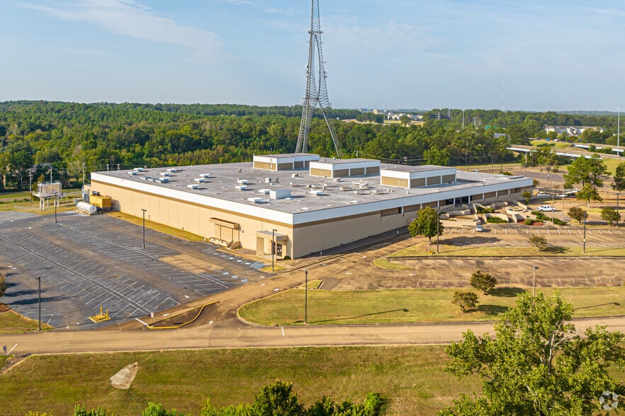 More Photos Of 3455 Hwy 80 W, Jackson Light Distribution For Sale