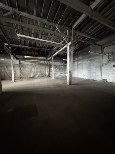 More Photos Of 419 Chapel St, New Haven Warehouse For Sale