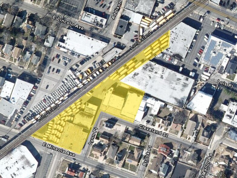 Primary Photo Of 20 Lynn Pl, Valley Stream Warehouse For Sale