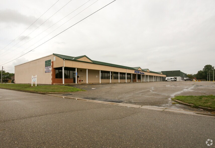 Primary Photo Of 1109-1139 Bowers Ave NW, New Philadelphia Warehouse For Sale