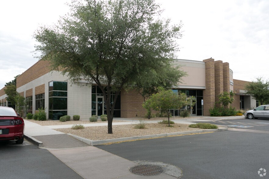 More Photos Of 5690 W Chandler Blvd, Chandler Office For Sale