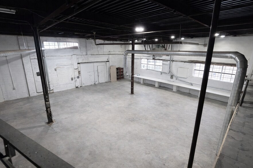 More Photos Of 48 Prospect St, Newmarket Warehouse For Sale