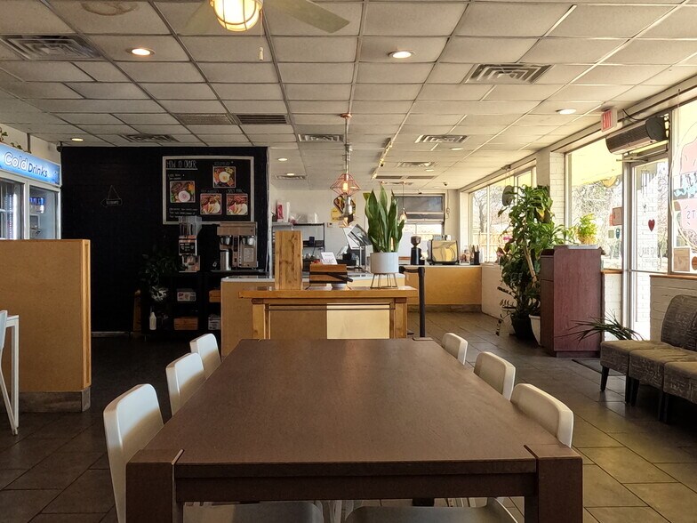 More Photos Of 5401 S Colony Blvd, The Colony Restaurant For Sale