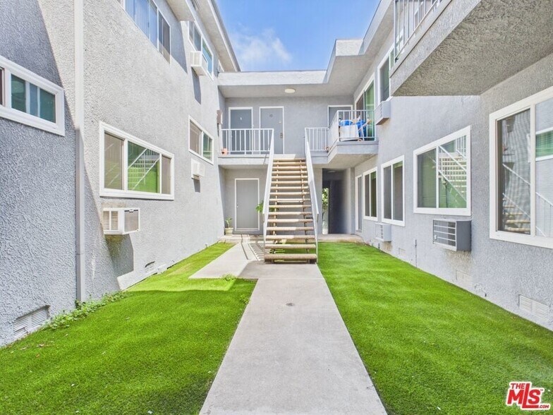 More Photos Of 11825 National Blvd, Los Angeles Apartments For Sale