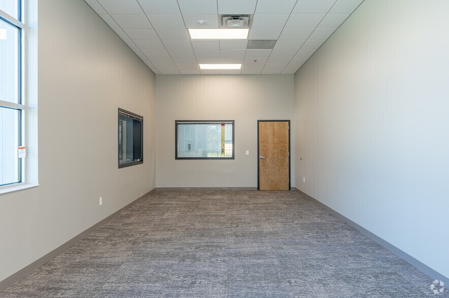 More Photos Of 11084 Lewis Braselton Blvd, Braselton Industrial For Sale