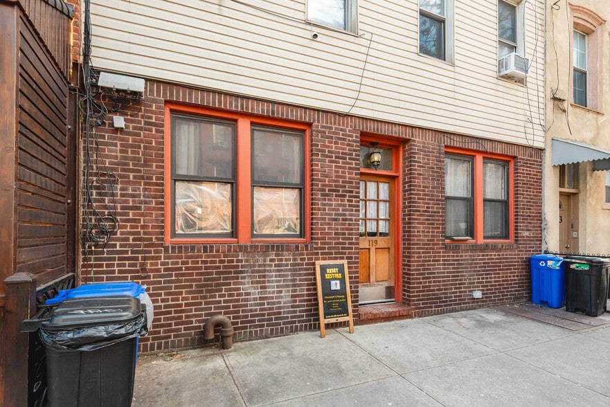 More Photos Of 119 Berry St, Brooklyn Multifamily For Sale