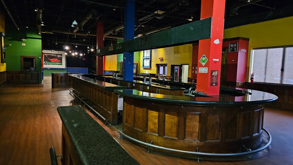 More Photos Of 53 High St, Nashua Freestanding For Lease