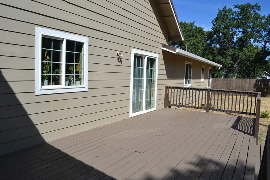 More Photos Of 552-395 Roberts Drive, Mcarthur Land For Sale