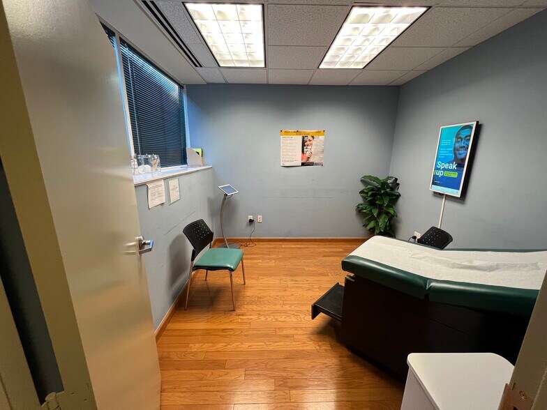 More Photos Of 12359 Sunrise Valley Dr, Reston Office For Lease