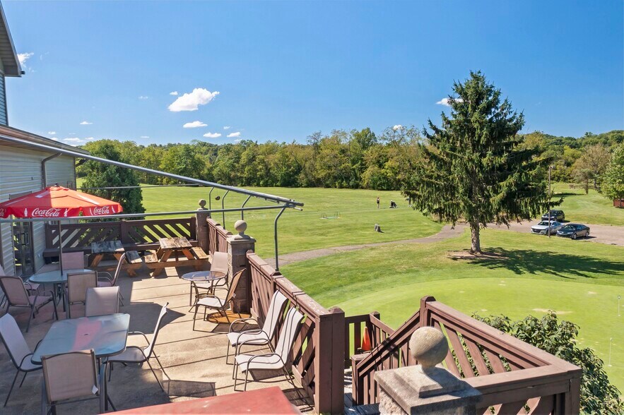 More Photos Of 2652 Hidden Valley Rd, Pittsburgh Medical For Sale