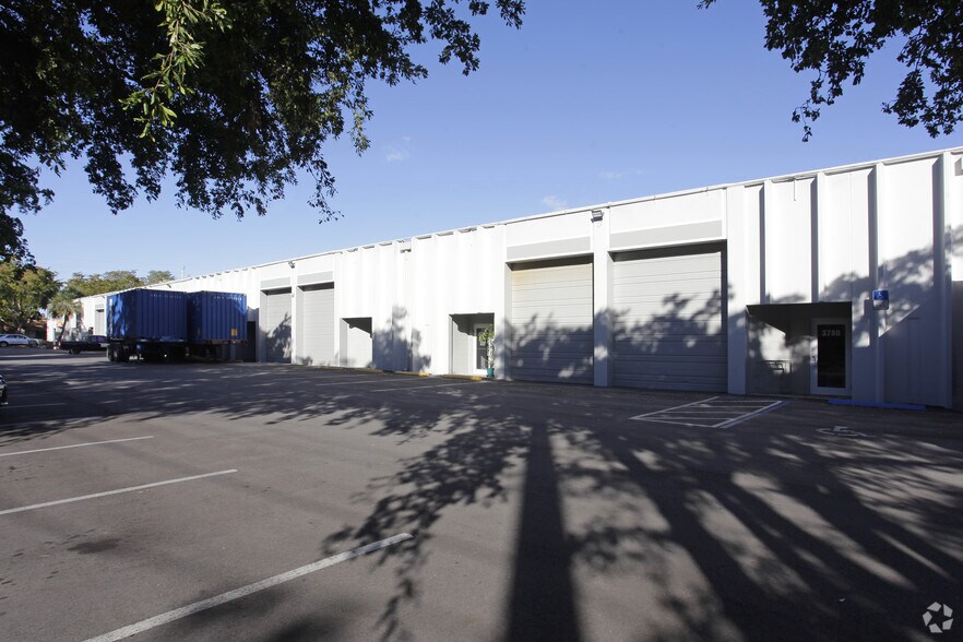 More Photos Of 3700-3798 NW 16th St, Lauderhill Unknown For Lease