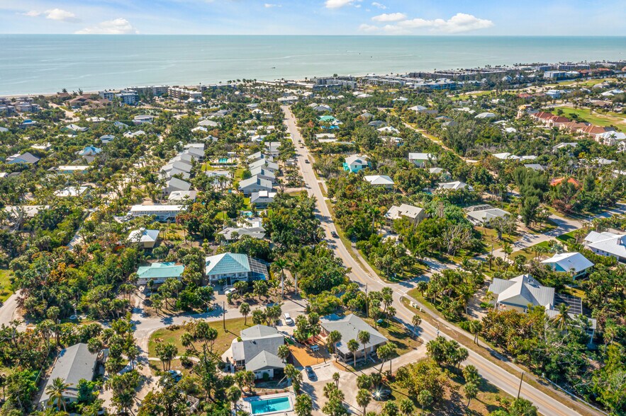 More Photos Of 832 Donax St, Sanibel Apartments For Sale