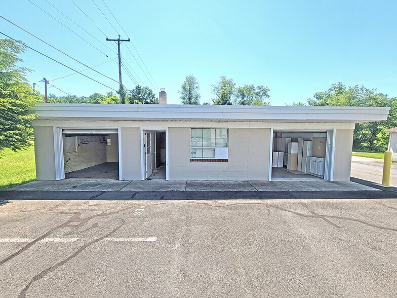 More Photos Of 37 Mill Creek, East Stroudsburg Office For Sale