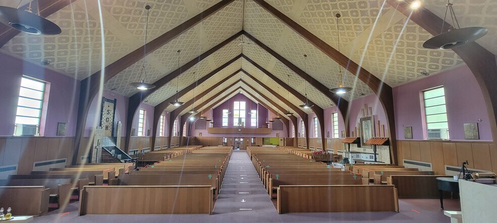 More Photos Of 16130 Clifton Park Ave, Markham Religious Facility For Sale