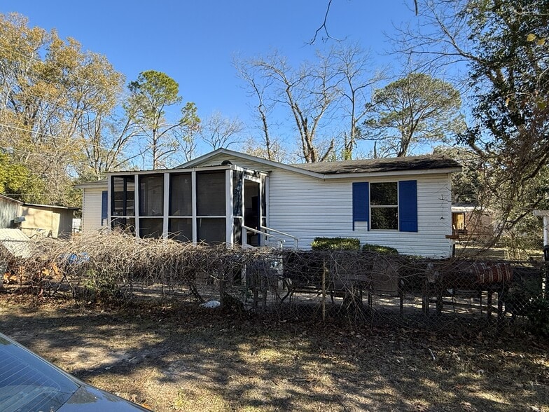 More Photos Of 515 Pine Bluff Rd, Albany Manufactured Housing Mobile Home Park For Sale