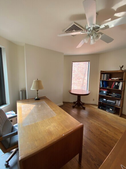 More Photos Of 2014 P St NW, Washington Storefront Retail Office For Lease