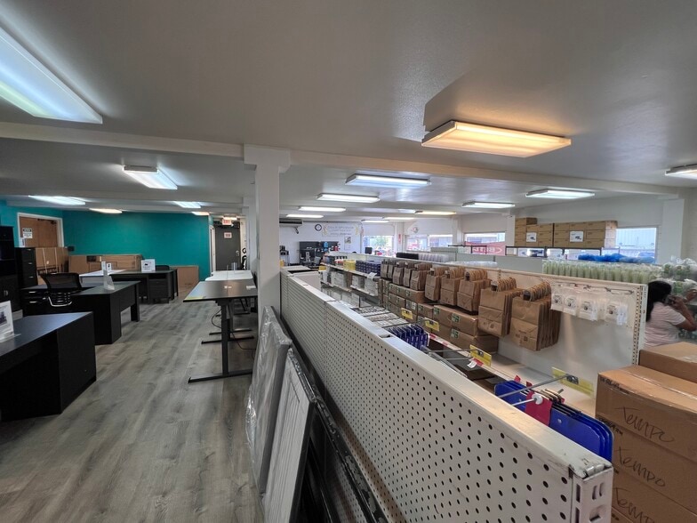 More Photos Of 3145 Oihana St, Lihue Warehouse For Lease