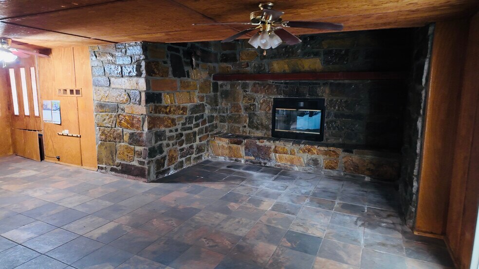 More Photos Of 1520 S Central Ave, Oklahoma City Manufacturing For Sale