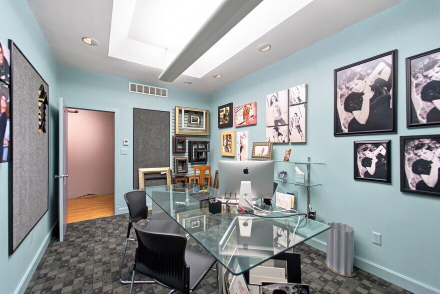 More Photos Of 121 E Bremer Ave, Waverly General Retail For Sale
