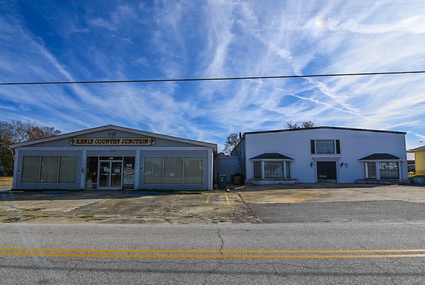 More Photos Of 106 W North Railroad St, Four Oaks Storefront For Sale