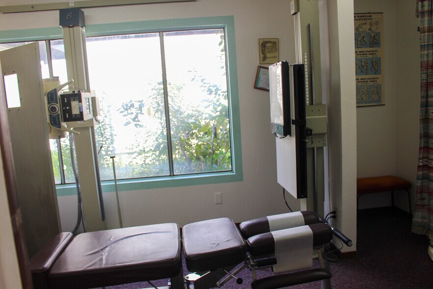 More Photos Of 1225 S Main St, Willits Medical For Sale