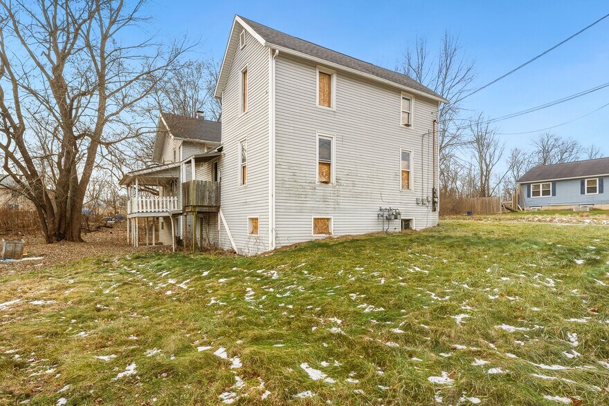 More Photos Of 763 Bowman St, Mansfield Multifamily For Sale