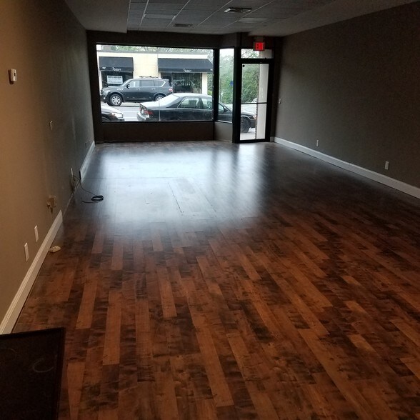 More Photos Of 1358-1360 Willis Ave, Albertson Freestanding For Sale