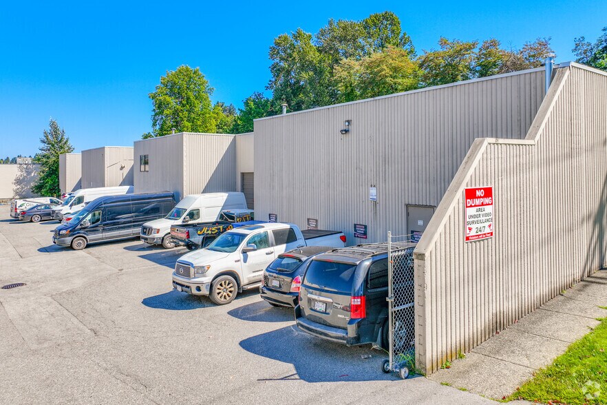 More Photos Of 4301-4315 Canada Way, Burnaby Flex For Lease