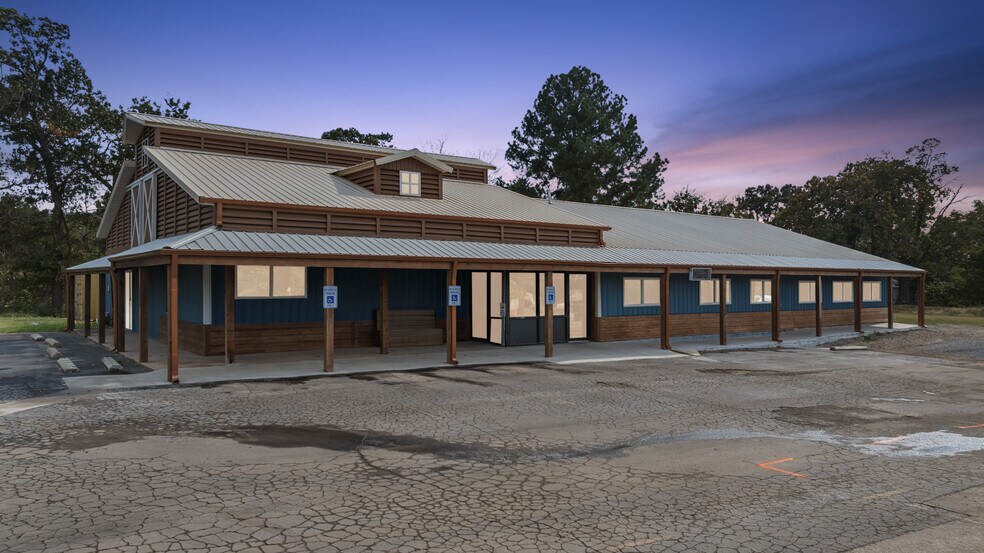 More Photos Of 29301 Hwy 82 Hwy, Park Hill Restaurant For Sale