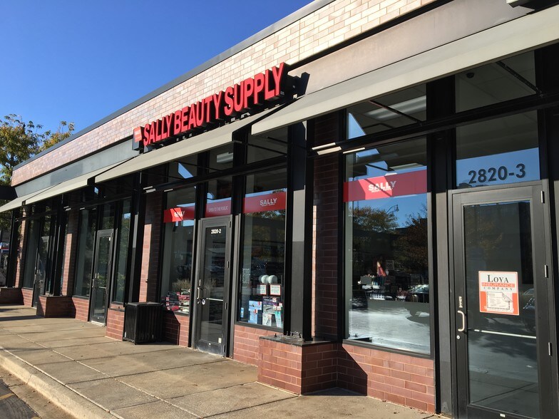 More Photos Of 2808-2820 W Armitage Ave, Chicago Unknown For Lease