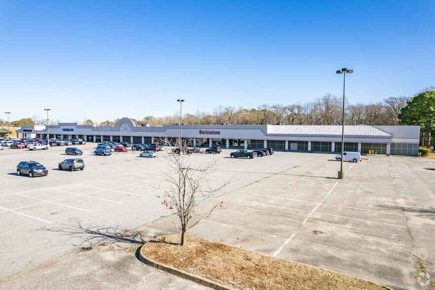 More Photos Of 880 S Military Hwy, Virginia Beach General Retail For Lease