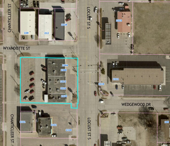 More Photos Of 2304-2320 S Locust St, Grand Island Storefront For Lease