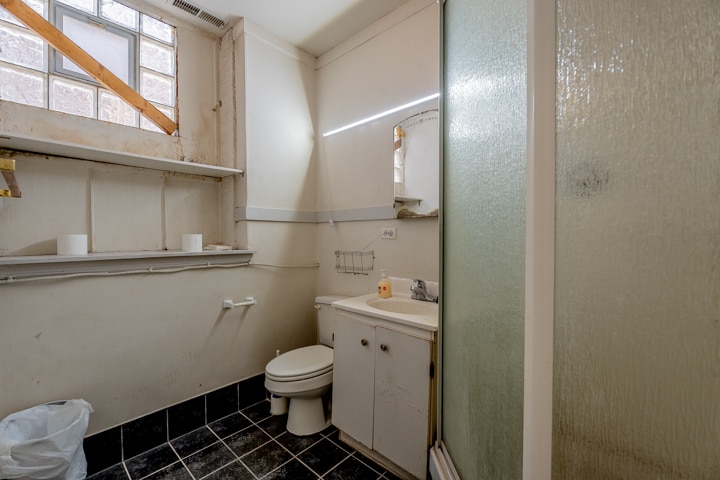 More Photos Of 4557 W Diversey Ave, Chicago Warehouse For Sale