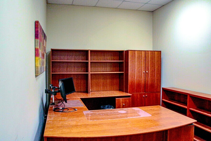 More Photos Of 1257 Sweeten Creek Rd, Asheville Office For Lease