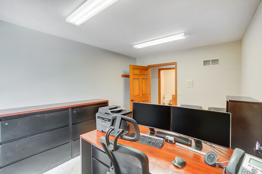 More Photos Of 9672-9694 Cincinnati Columbus Rd, West Chester Office Residential For Sale