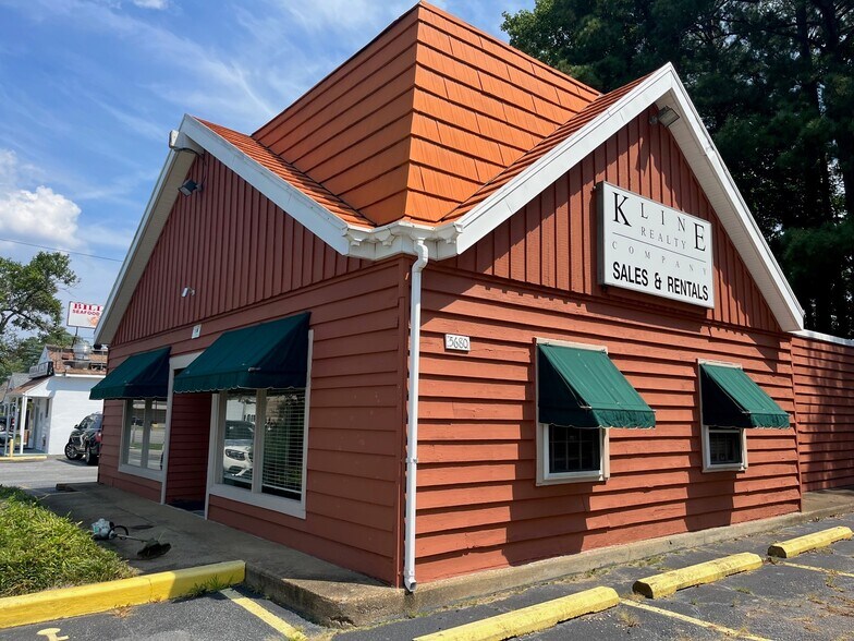 More Photos Of 5680 Churchland Blvd, Portsmouth General Retail For Sale