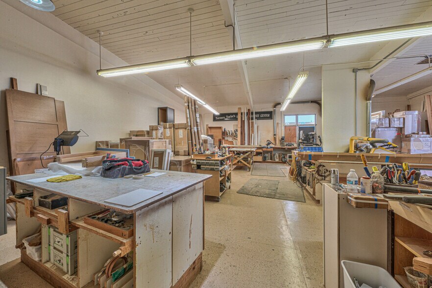 More Photos Of 805-815 Broadway Ave, Seaside Storefront For Sale