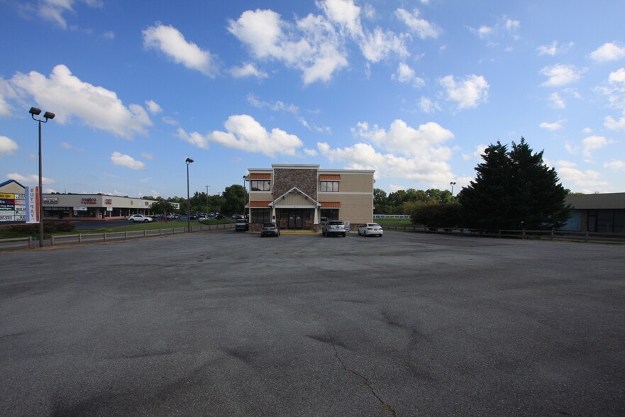 More Photos Of 150 Felton Dr, Rockmart Auto Dealership For Sale