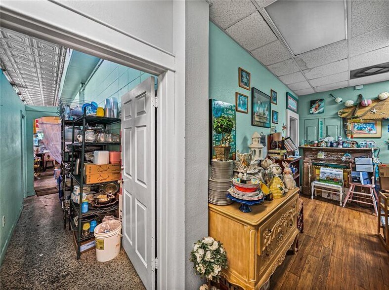 More Photos Of 135 S Central Ave, Bartow Storefront Retail Residential For Sale