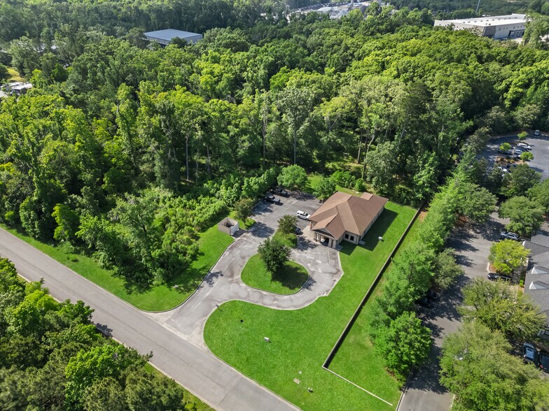 More Photos Of 119 Southern Blvd, Savannah Office For Sale