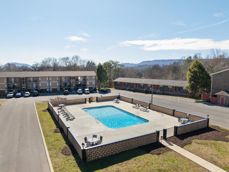 More Photos Of 300 W Midvale Ave, Chattanooga Apartments For Sale