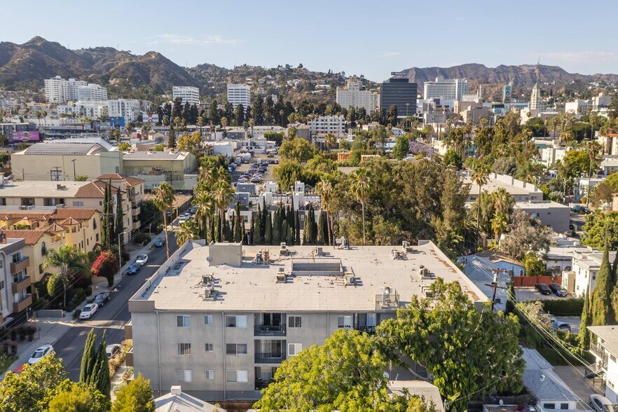 More Photos Of 1320 N Sycamore Ave, Los Angeles Apartments For Sale