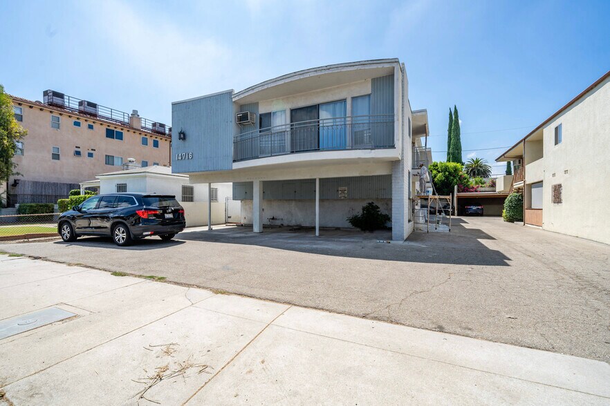 More Photos Of 14716 Magnolia Blvd, Sherman Oaks Apartments For Sale