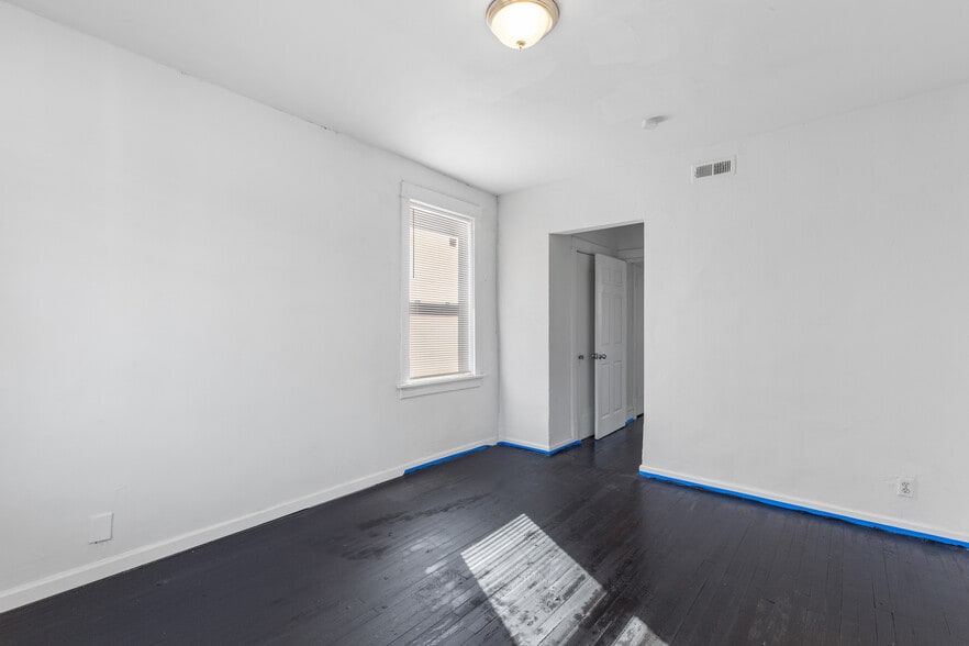 More Photos Of 4981 Rosalie St, Saint Louis Apartments For Sale
