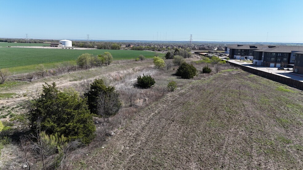 More Photos Of Hwy 360, Grand Prairie Land For Sale